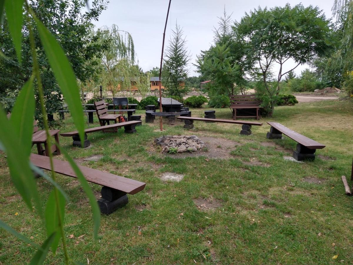 Dom Wczasowy Pięciu Pomostów I DOMKI LETNISKOWE Czaplinek Exterior foto